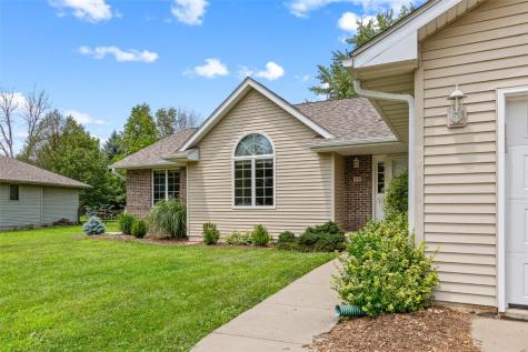 38 Durango Place Iowa City IA 52245
