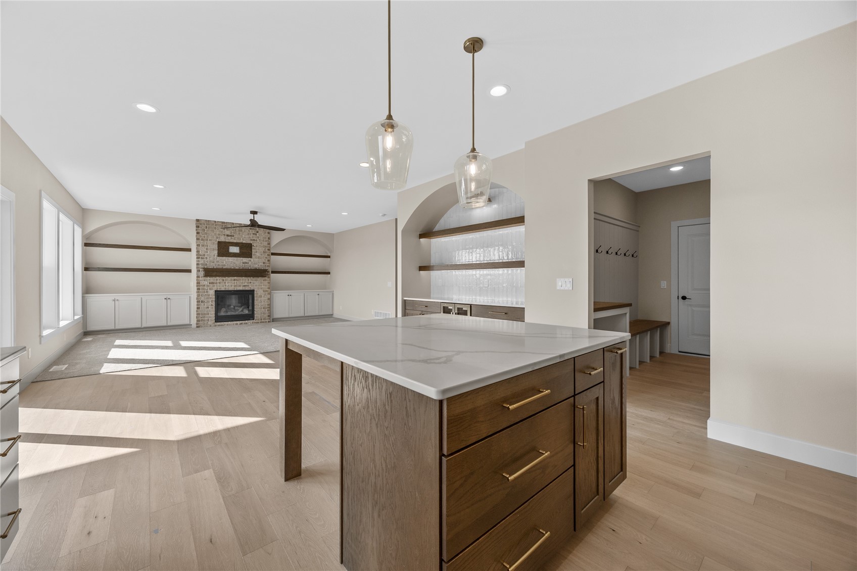 2048 20th Street NW Cedar Rapids IA 52405