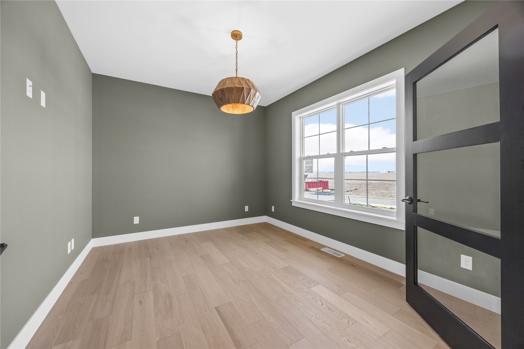 2048 20th Street NW Cedar Rapids IA 52405