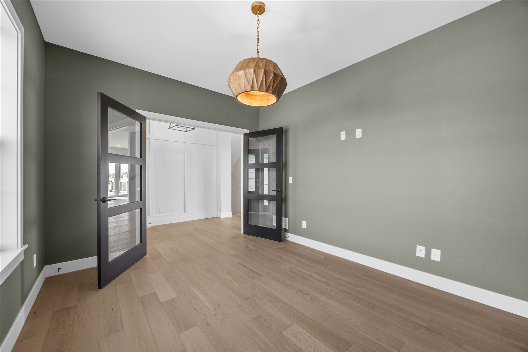 2048 20th Street NW Cedar Rapids IA 52405