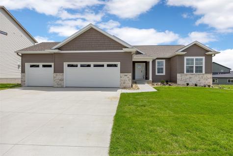 1985 Royal Oak Ridge Road Marion IA 52302