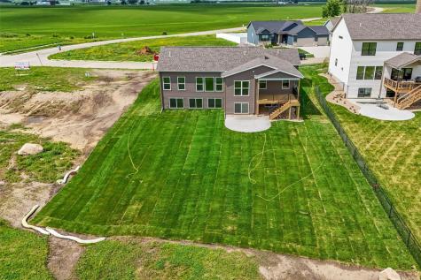 1985 Royal Oak Ridge Road Marion IA 52302