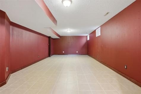 7012 Deer Horn Trail NE Cedar Rapids IA 52411