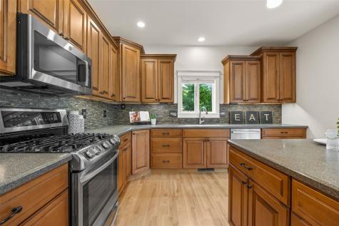 1008 Tamarack Trail Iowa City IA 52245