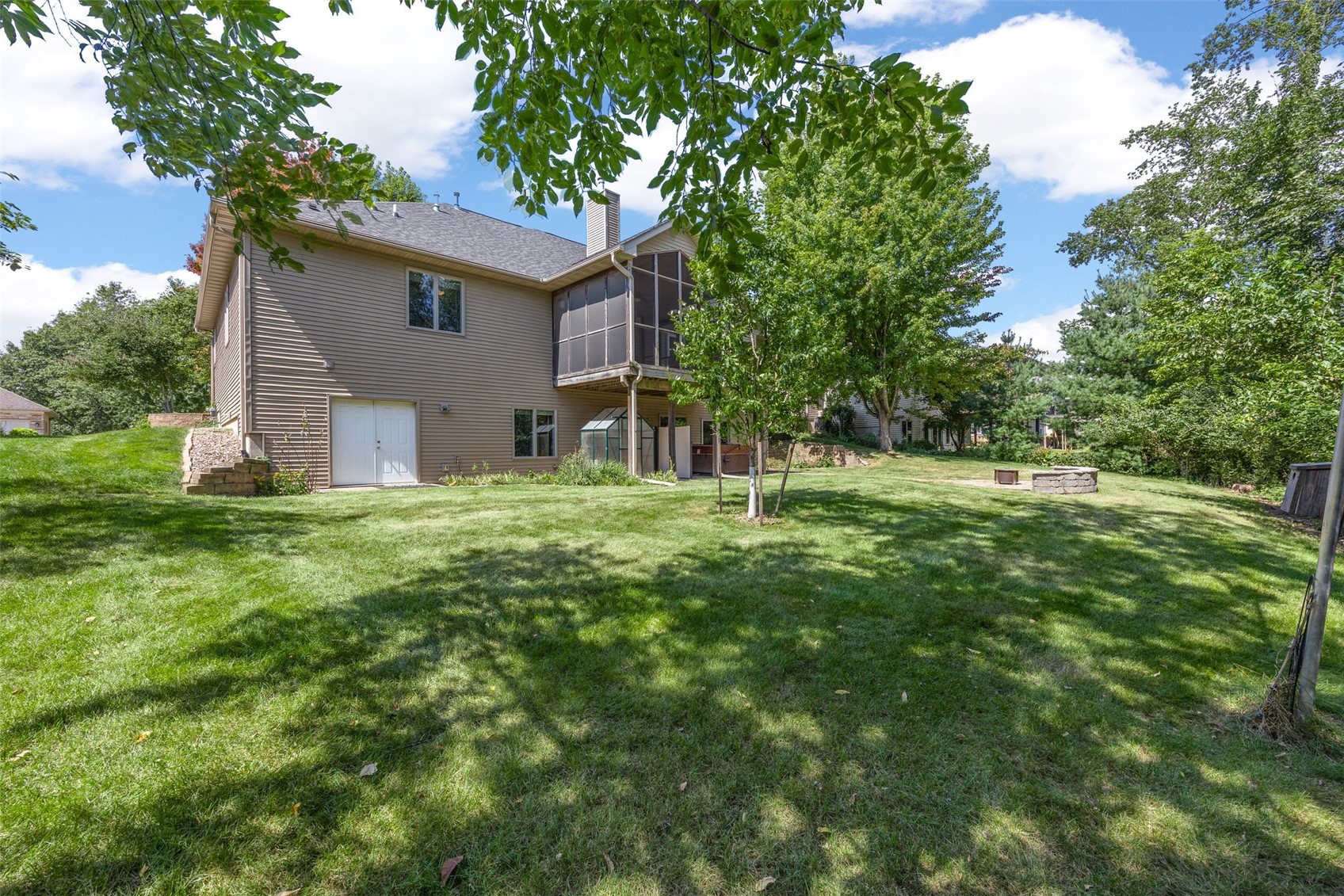 1008 Tamarack Trail Iowa City IA 52245