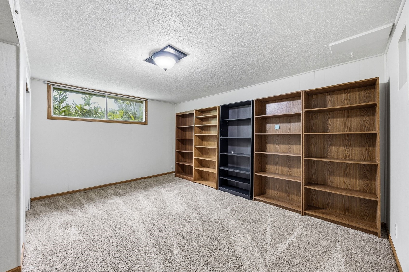 6715 Inwood Lane NE Cedar Rapids IA 52402