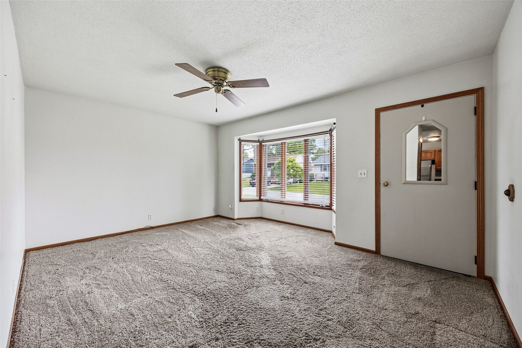 6715 Inwood Lane NE Cedar Rapids IA 52402