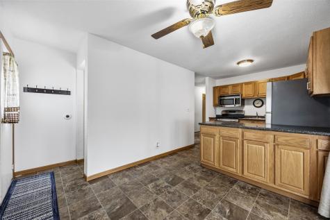 6715 Inwood Lane NE Cedar Rapids IA 52402