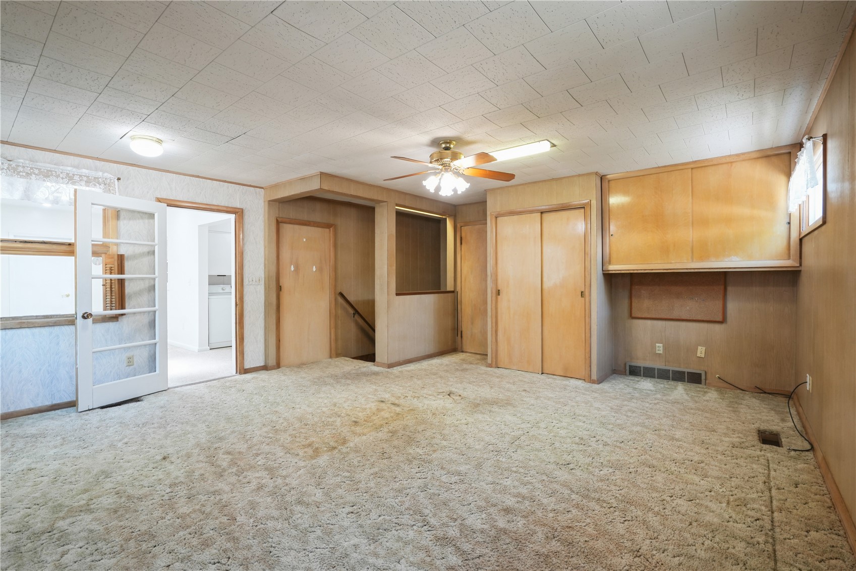 204 Walnut Street NW Blairstown IA 52209