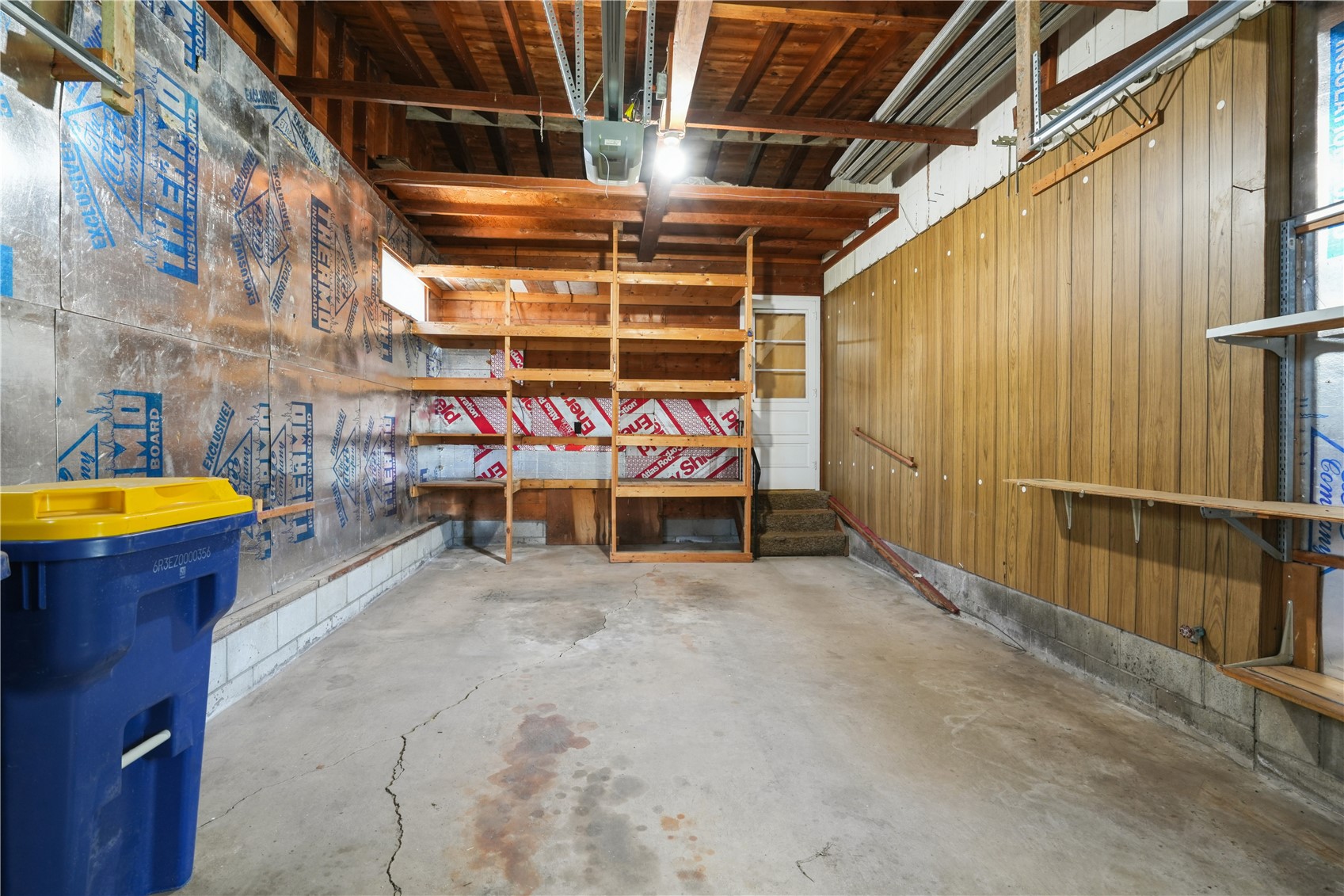 204 Walnut Street NW Blairstown IA 52209