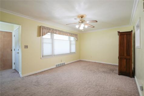 204 Walnut Street NW Blairstown IA 52209