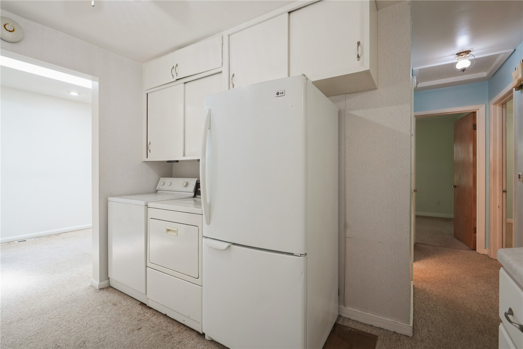 204 Walnut Street NW Blairstown IA 52209