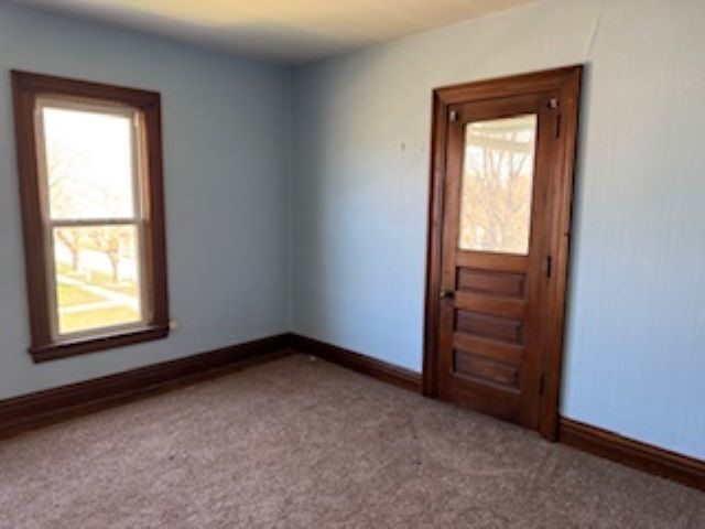 1007 7th Street Grundy Center IA 50638