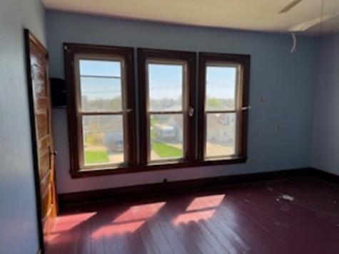 1007 7th Street Grundy Center IA 50638