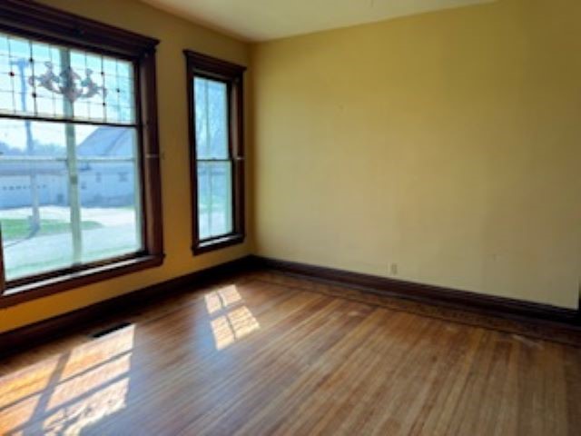 1007 7th Street Grundy Center IA 50638