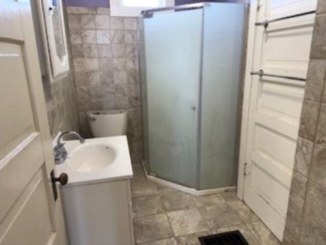 1007 7th Street Grundy Center IA 50638
