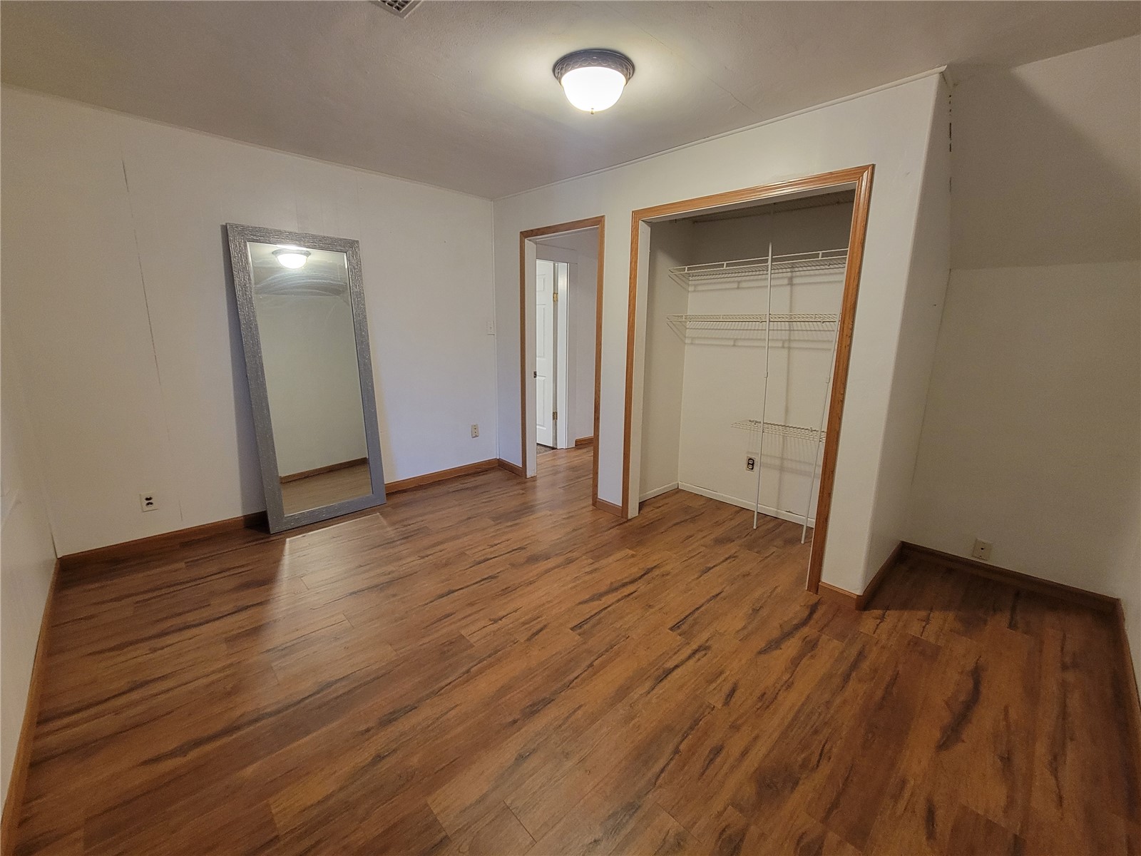 214 Center Street Shoal Oxford IA 52322