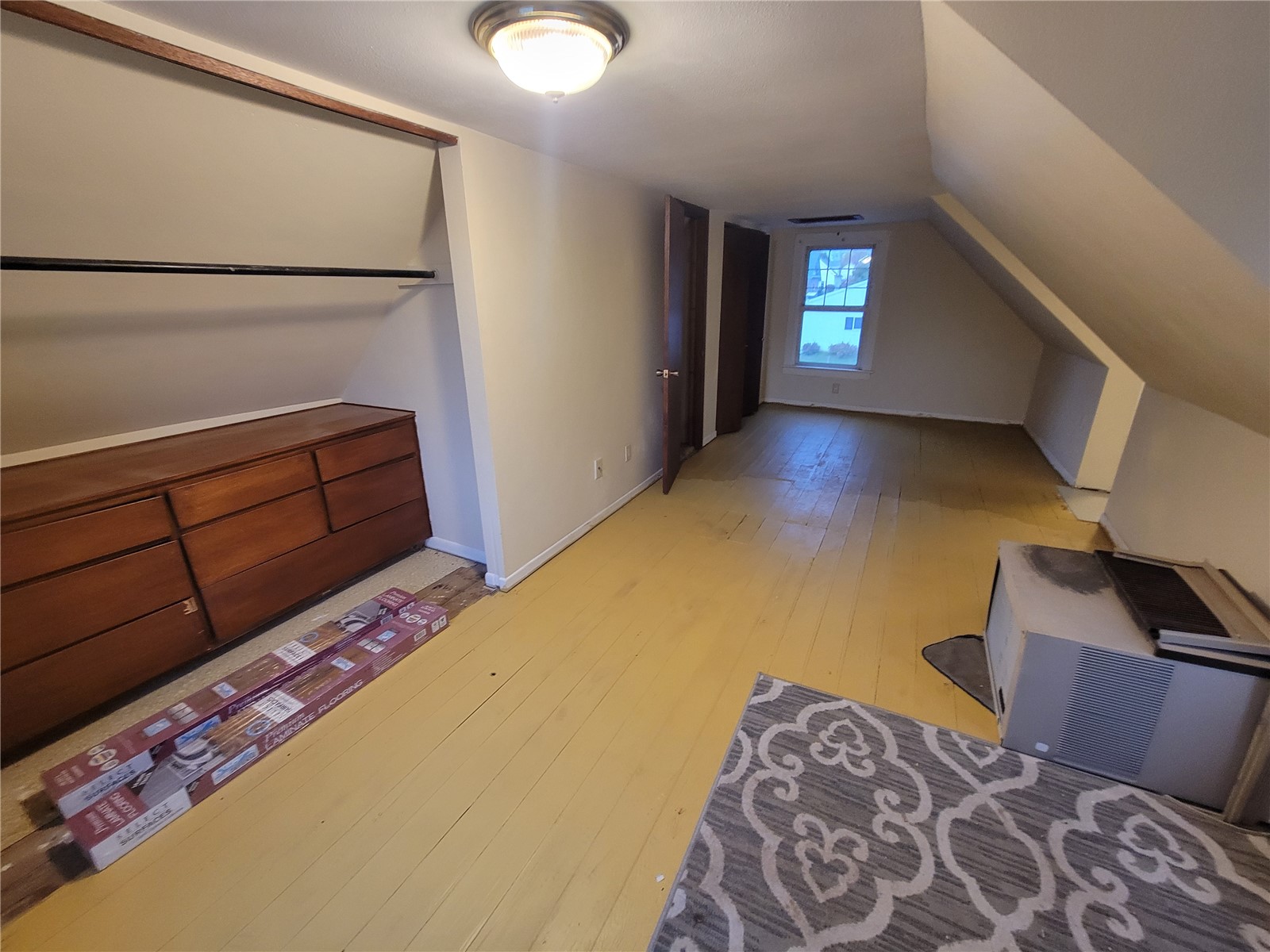 214 Center Street Shoal Oxford IA 52322