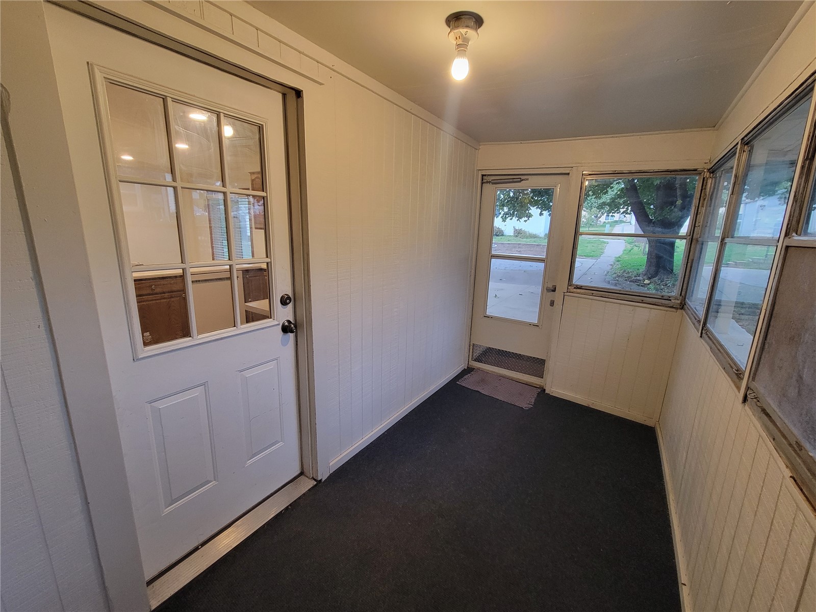 214 Center Street Shoal Oxford IA 52322