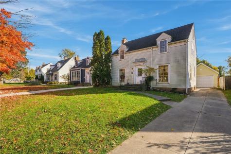 2635 Bever Avenue SE Cedar Rapids IA 52403