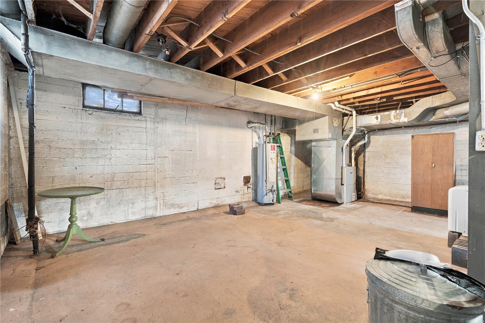 2635 Bever Avenue SE Cedar Rapids IA 52403