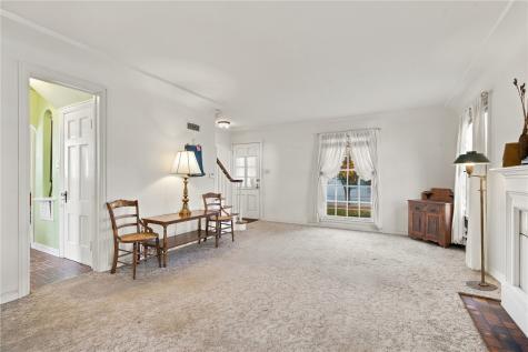 2635 Bever Avenue SE Cedar Rapids IA 52403