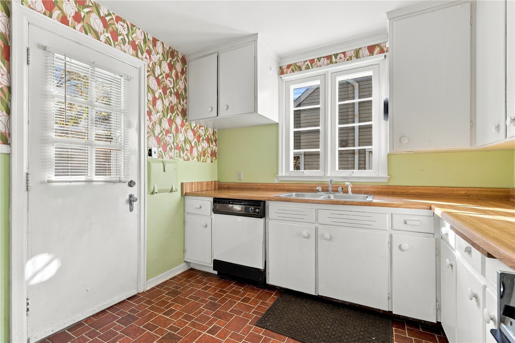 2635 Bever Avenue SE Cedar Rapids IA 52403
