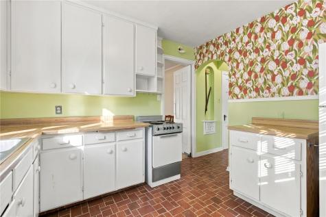 2635 Bever Avenue SE Cedar Rapids IA 52403