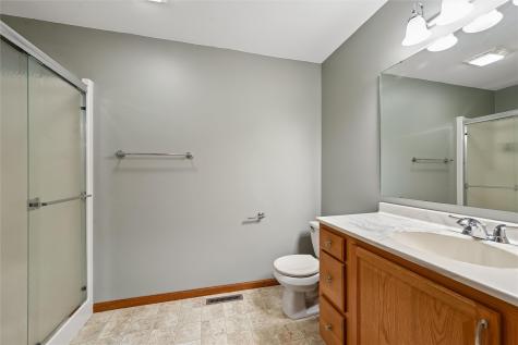 452 Sunset Drive Fairfax IA 52228