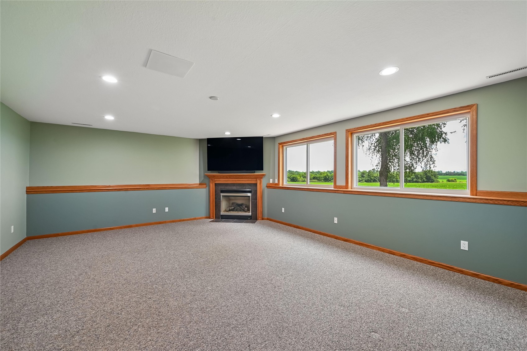 452 Sunset Drive Fairfax IA 52228
