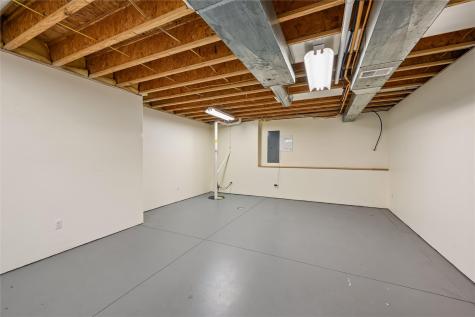 452 Sunset Drive Fairfax IA 52228