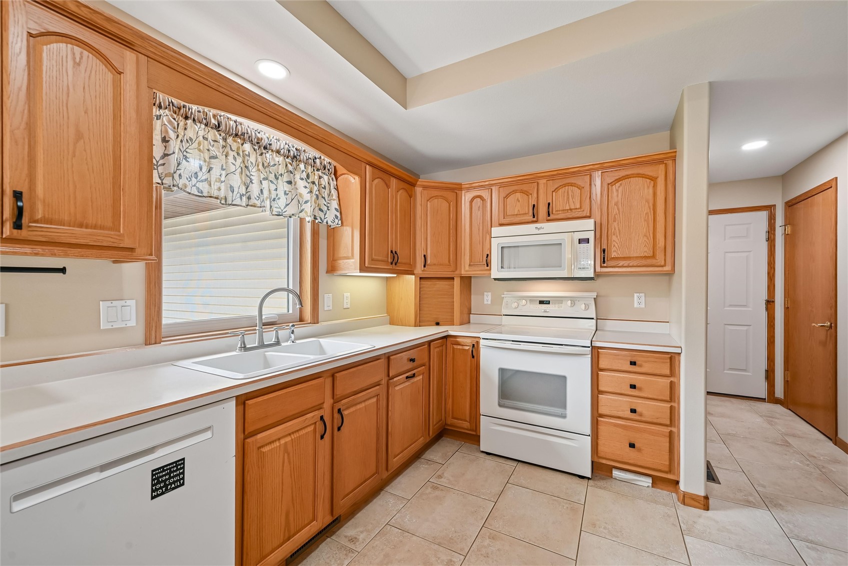 452 Sunset Drive Fairfax IA 52228