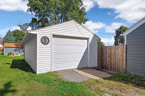 104 Washington Street Norway IA 52318