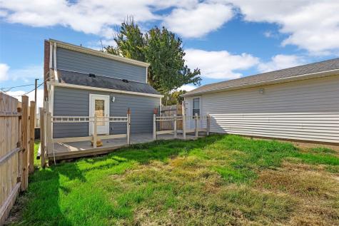 104 Washington Street Norway IA 52318