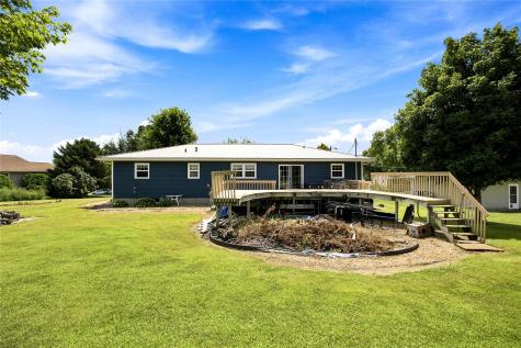 213 2nd Street Watkins IA 52354