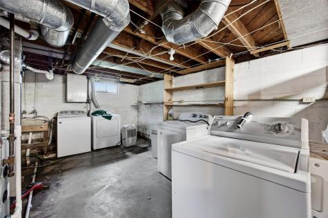 1040 2nd Avenue Marion IA 52302