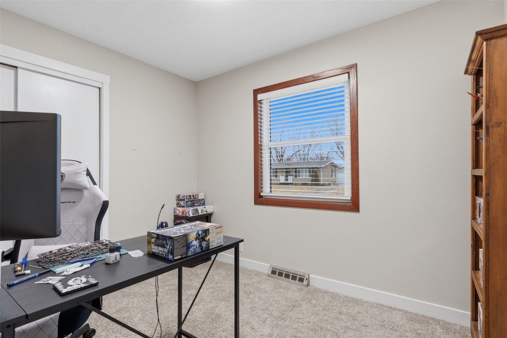 1063 Eisenhower Road Hiawatha IA 52233