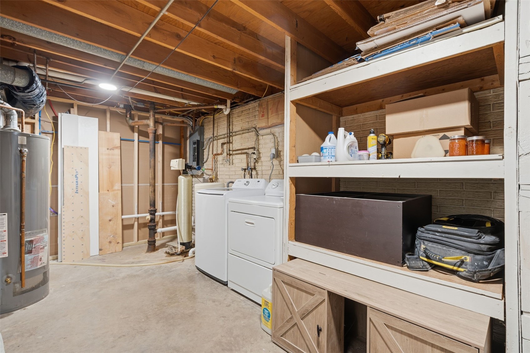 1063 Eisenhower Road Hiawatha IA 52233