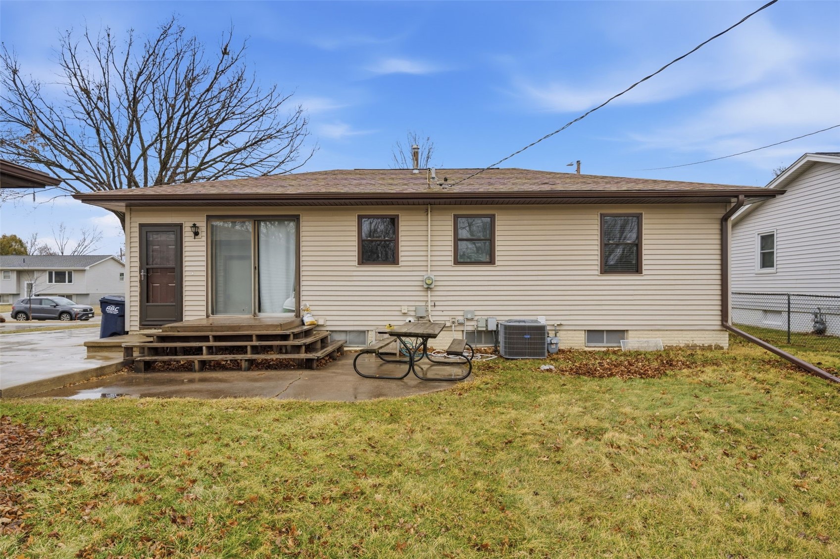 1063 Eisenhower Road Hiawatha IA 52233