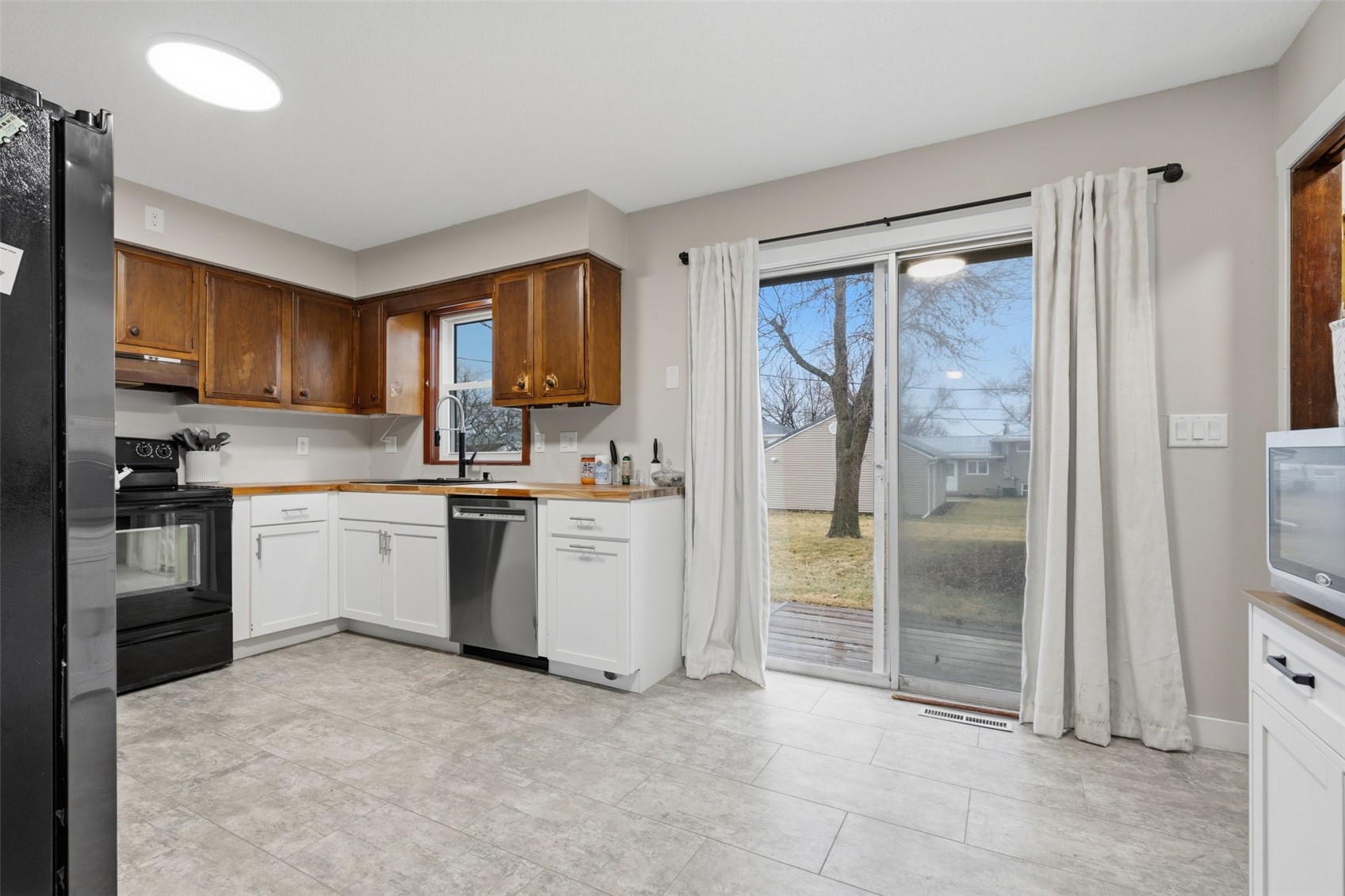 1063 Eisenhower Road Hiawatha IA 52233