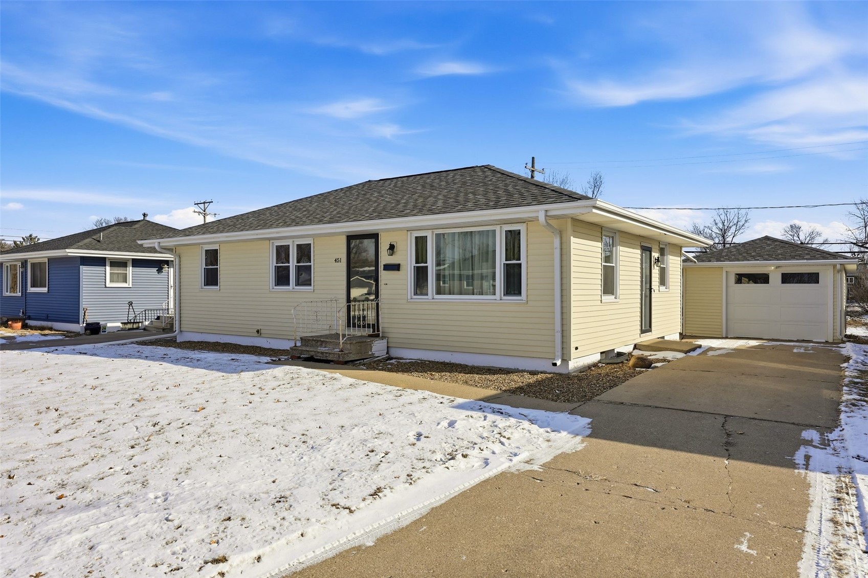 451 23rd Street NW Cedar Rapids IA 52405
