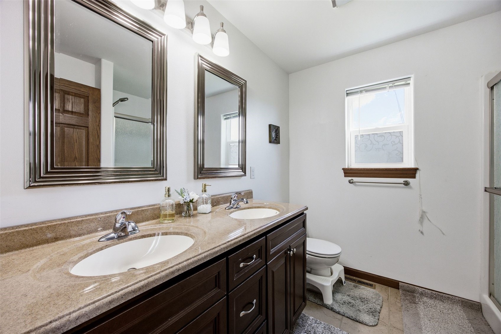 470 Oak Park Circle Marion IA 52302