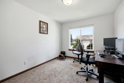 470 Oak Park Circle Marion IA 52302