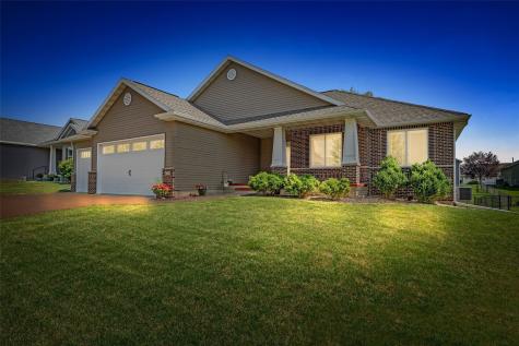 470 Oak Park Circle Marion IA 52302