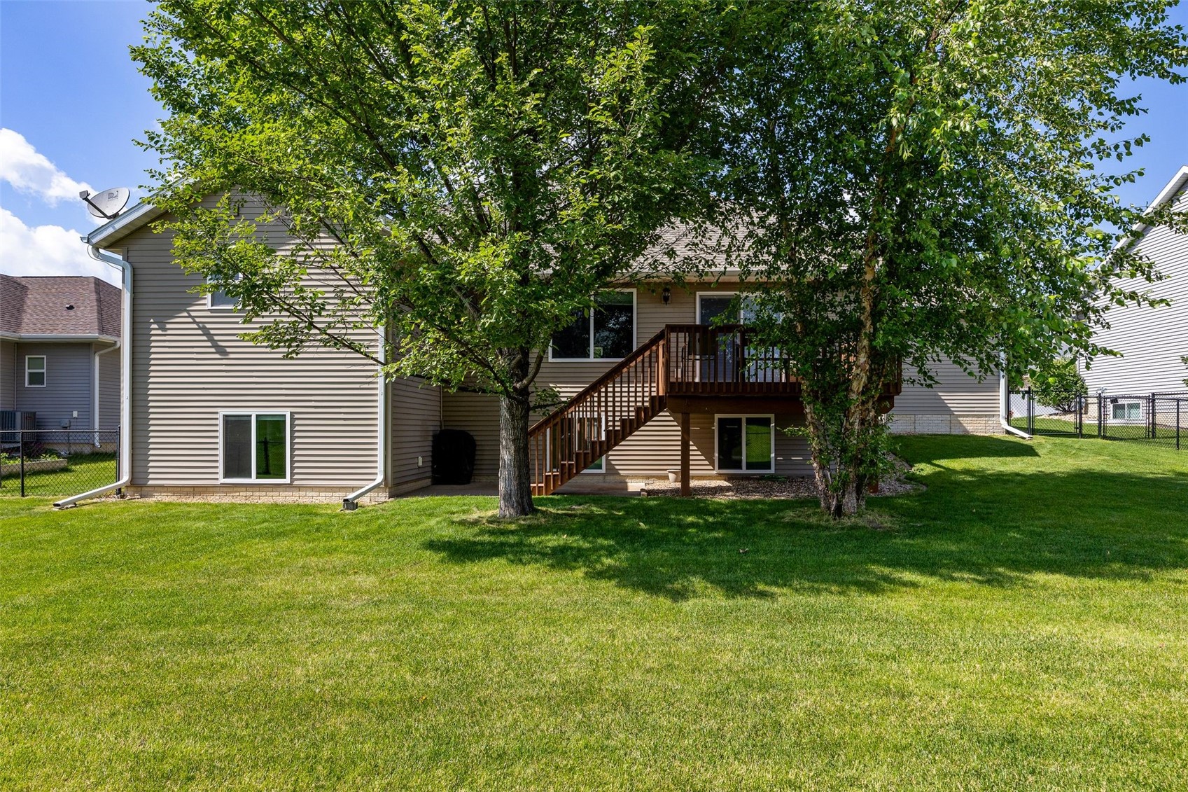 470 Oak Park Circle Marion IA 52302