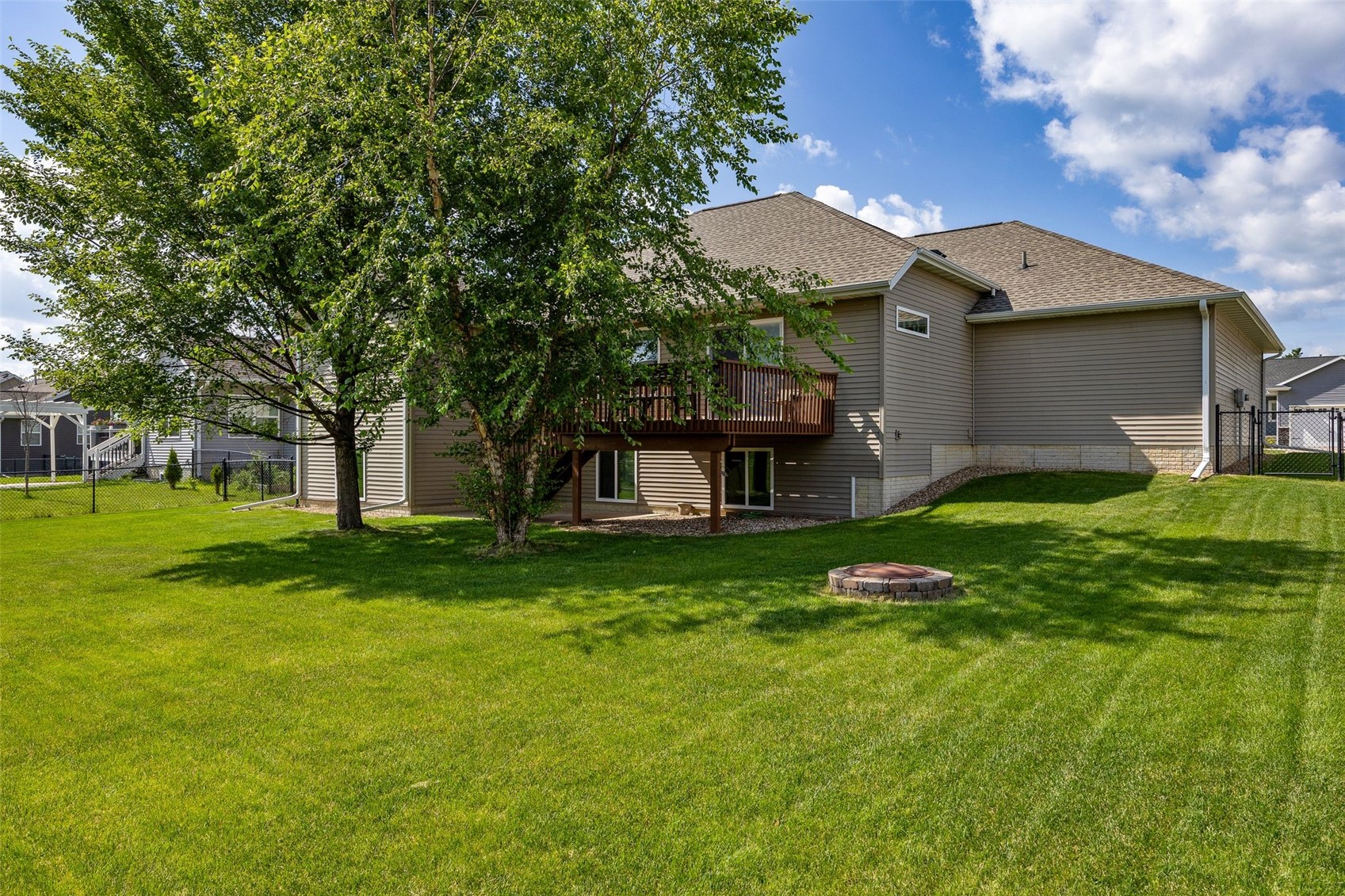 470 Oak Park Circle Marion IA 52302