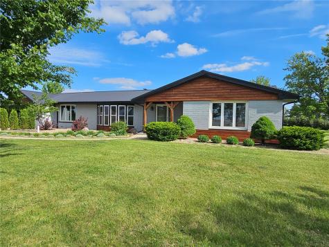 1212 Dubuque Road Marion IA 52302