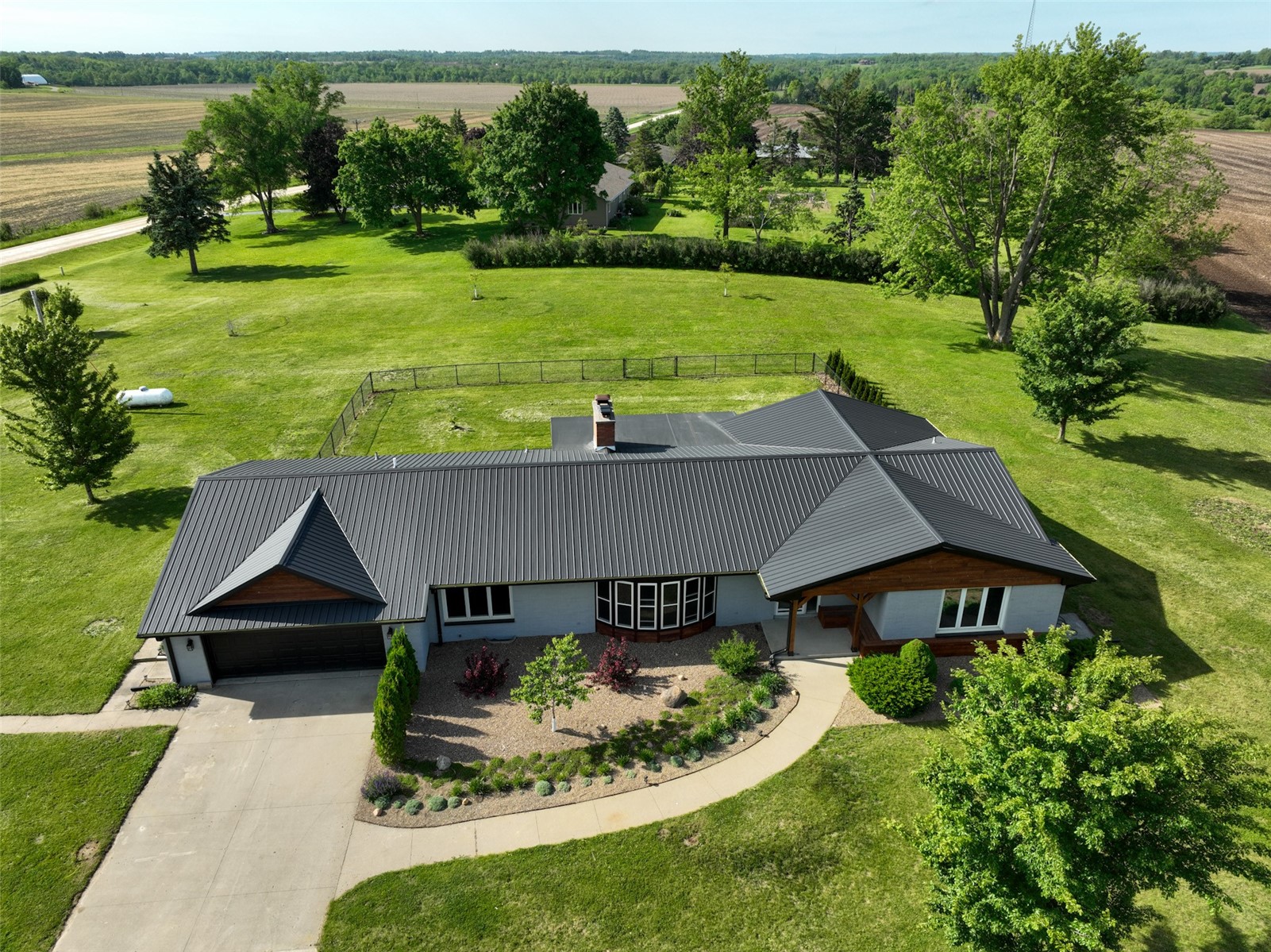 1212 Dubuque Road Marion IA 52302