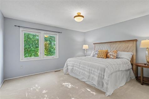 521 Zelda Drive NW Cedar Rapids IA 52405