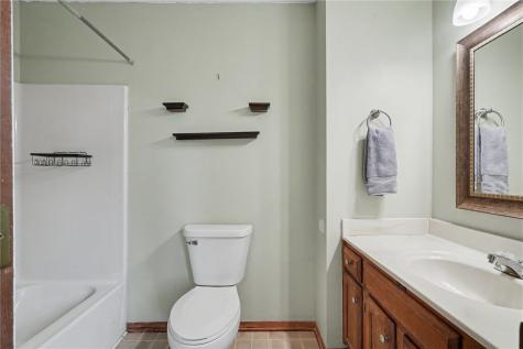 521 Zelda Drive NW Cedar Rapids IA 52405